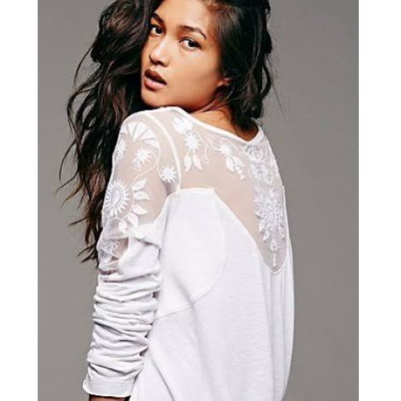 SALE!! Free People New Romantics Pretty Pretty Tee
