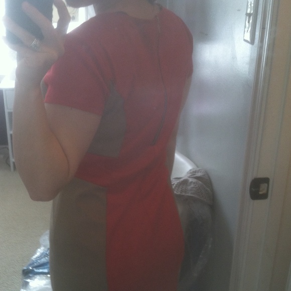 Business chic dress - Picture 2 of 2