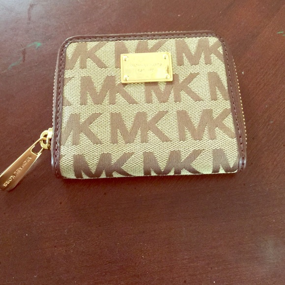 Brand new Michael Kors wallet