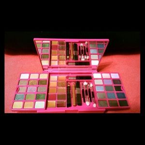 Victoria secret makeup palette