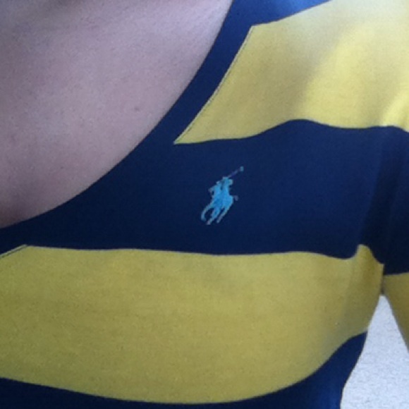 Ralph Lauren Tee - Picture 2 of 2