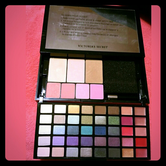 Victoria secret makeup palette
