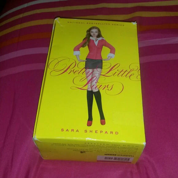 Pretty little liars boxed set