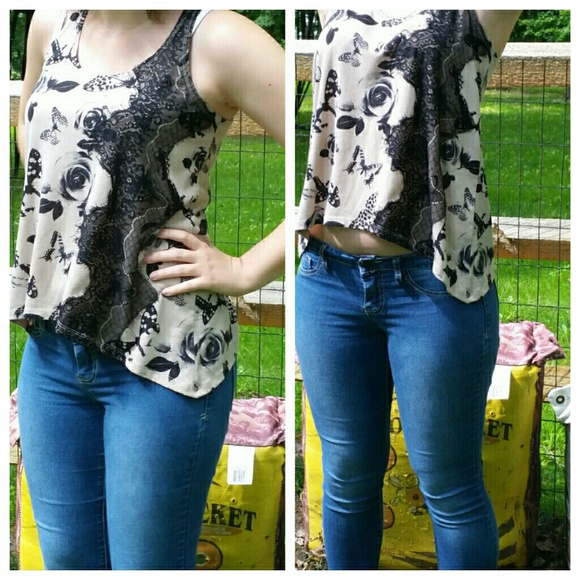 Country sheek tank nude and lace