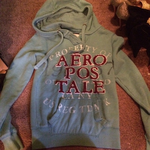 Aeropostale sweater