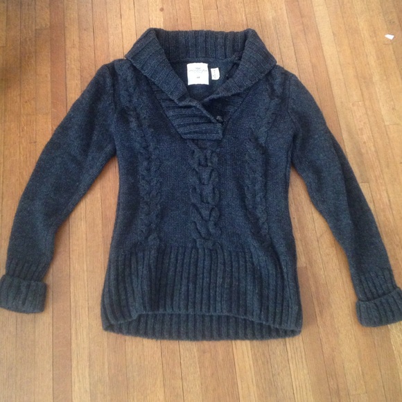 Sweatshirt, tank top