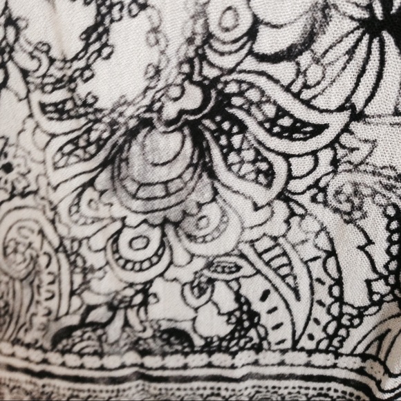 SOLD Boho Fringe Kimono - Picture 3 of 3