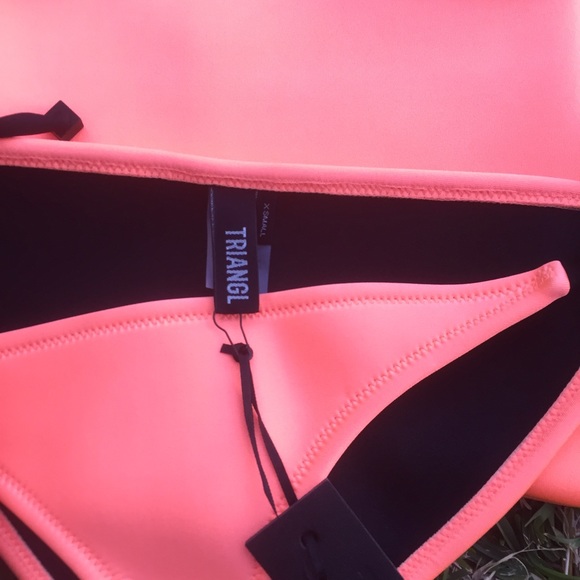 💗SOLD💗 NWT Triangl Bikini Bottoms XS - Picture 2 of 3