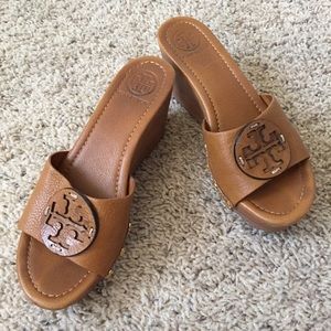 Tory Burch wedges 7.5!