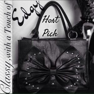 💥Host Pick💥  Black Handbag w/Big Studded Bow😱