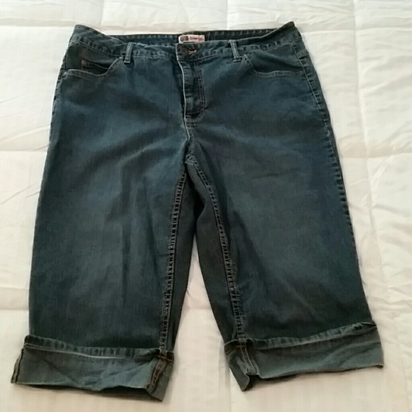 Women's Denim Capri's