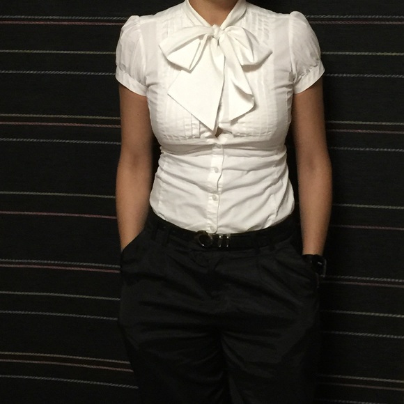 Express Tops - Express top with bow tie