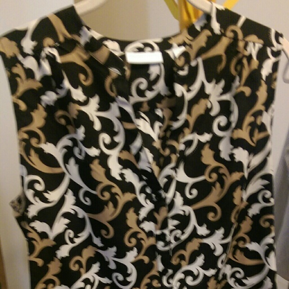 NY & Co sleeveless top