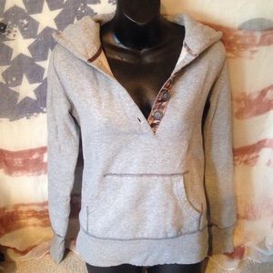 Aeropostale gray pullover with hood