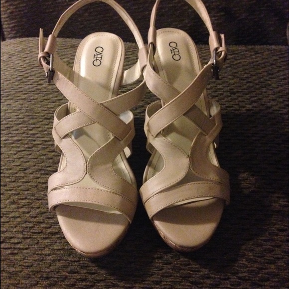 Tan wedges - size 10