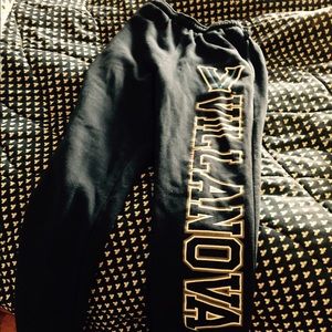 Villanova sweatpants