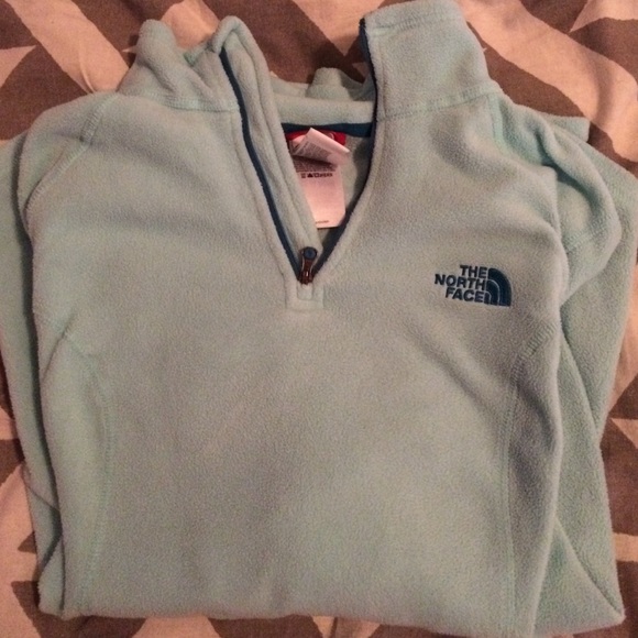 North face quarter zip