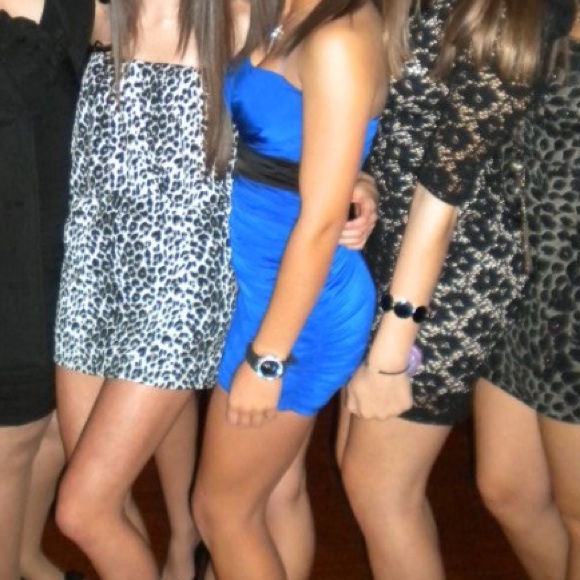 Dress - Picture 2 of 2