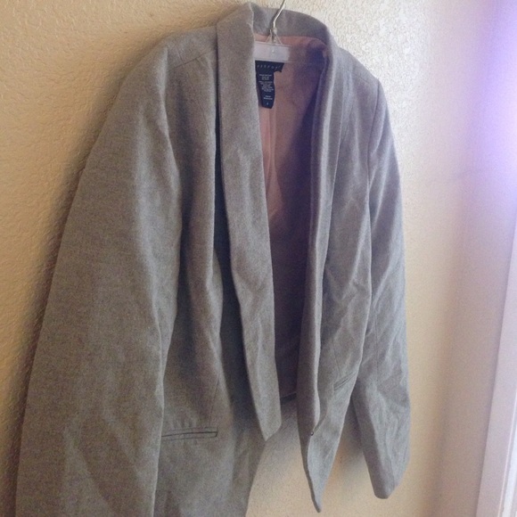 Lt Grey blazer - Picture 2 of 3