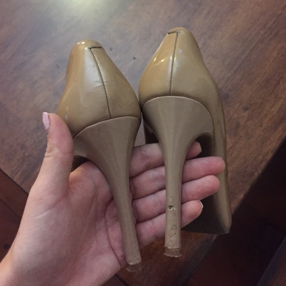 Jessica Simpson heels, light Tan - Picture 3 of 4
