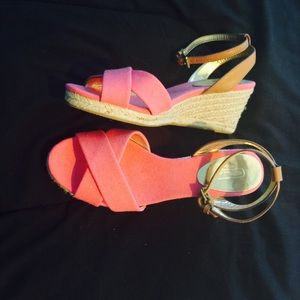 Wedges pinkish color !