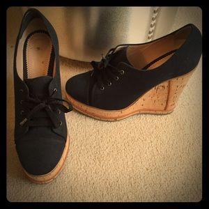 Chloe lace up wedge shoe....Great Condtion!!