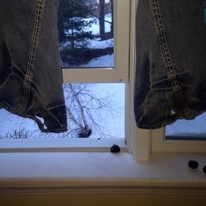 True Religion Jeans - True Religion Flare Jeans size 25 True Religion Jeans - True Religion Flare Jeans size 25