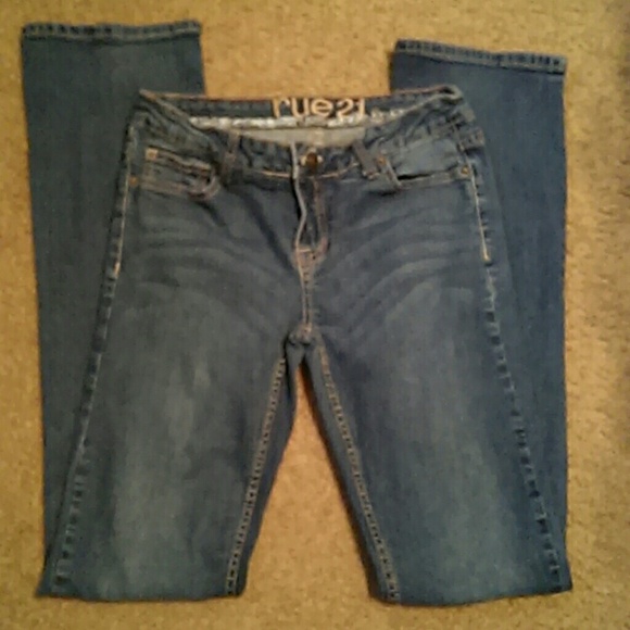 Rue 21 size 7/8 long boot jeans