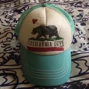 Billabong California love hat!