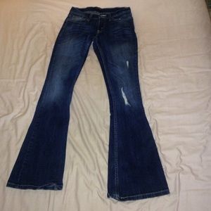 Too super low Levi jeans size 3M