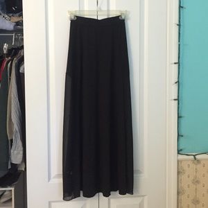 Maxi skirt