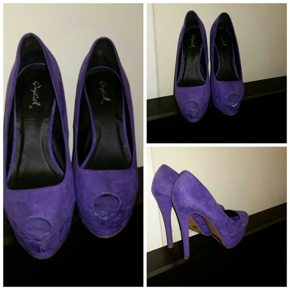 Sandals - Picture 3 of 3