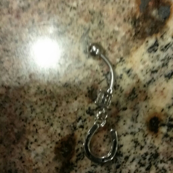 Belly button ring