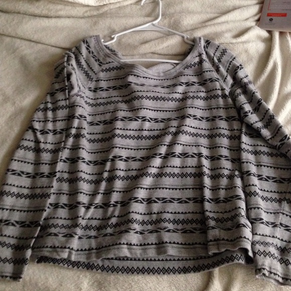 Aztec shirt - Picture 1 of 1