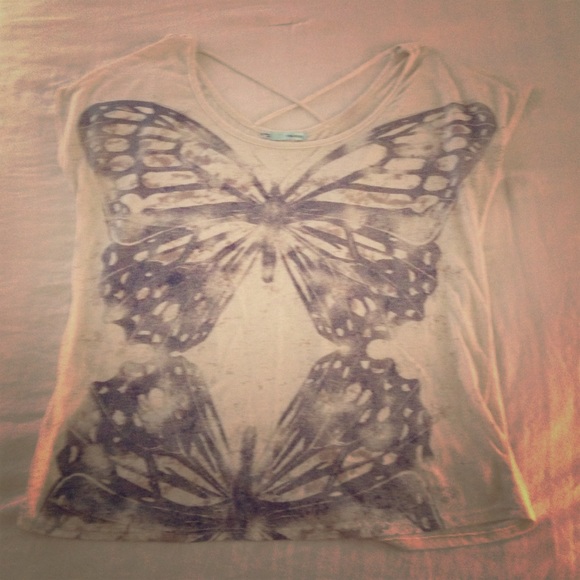 ❗️SALE❗️Butterfly oversized tshirt