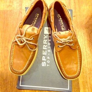 ‼️NIB‼️ Tan Sperry top-slider size: 8men 10women