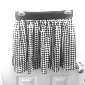 Black and White houndstooth skirt