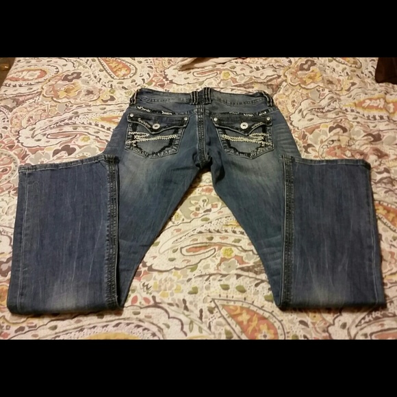 NWOT Boot leg jeans size 6