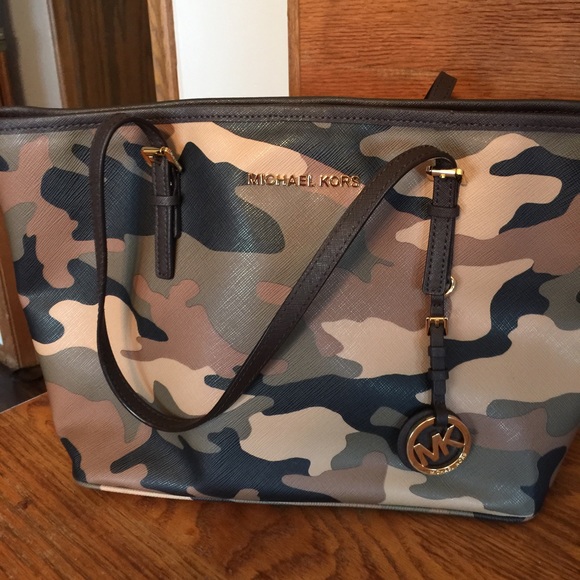 MICHAEL KORS HANDBAG