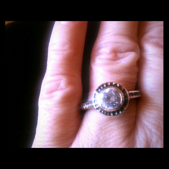 Silpada cubic Zirconia ring size 9