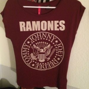 Maroon RAMONES tee from H&M