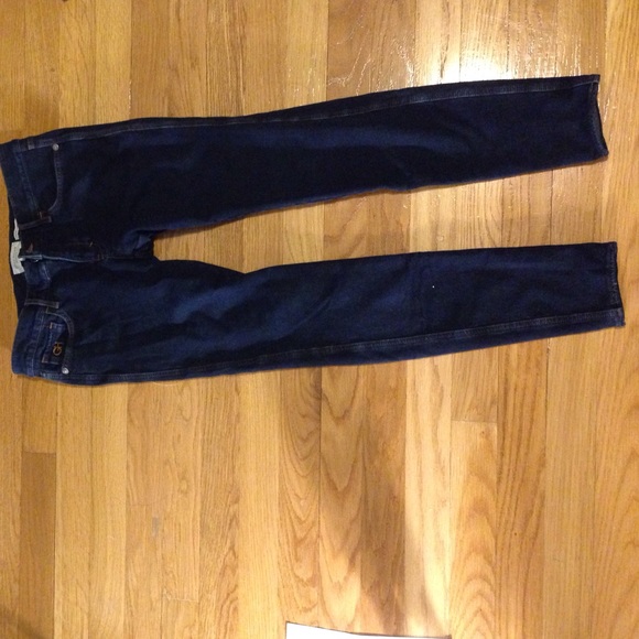 Gilly Hicks Skinny Jeans