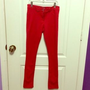 Red jeggings