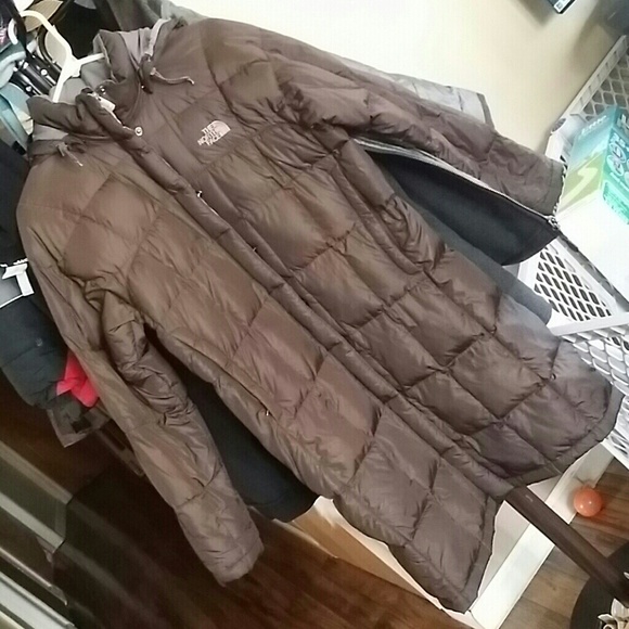 North face full body brawn  jacket