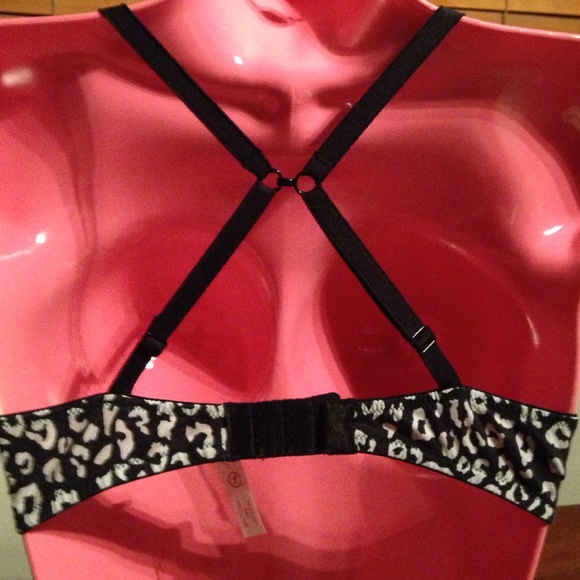 *BUNDLED* Push Up 34C PINK by VS bra! - Picture 2 of 4