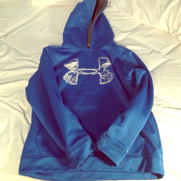 Under armor sweatshirt