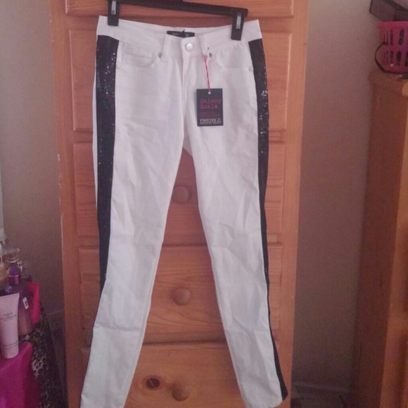 Skinny ankle jeans