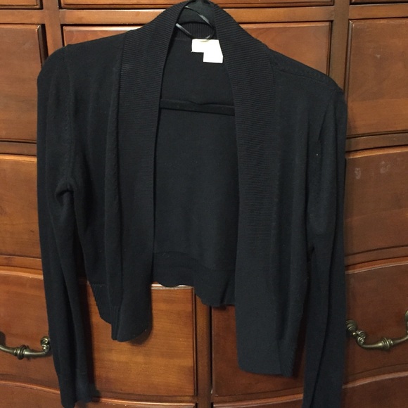 Short MK sweater