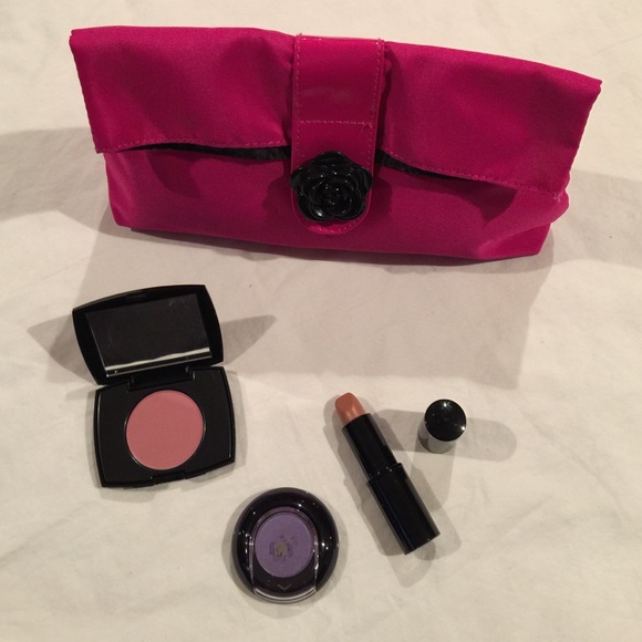 Lancôme brand new make up with bag - Picture 1 of 4
