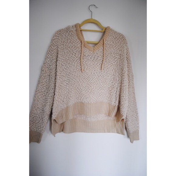 NWOT Cropped sweater